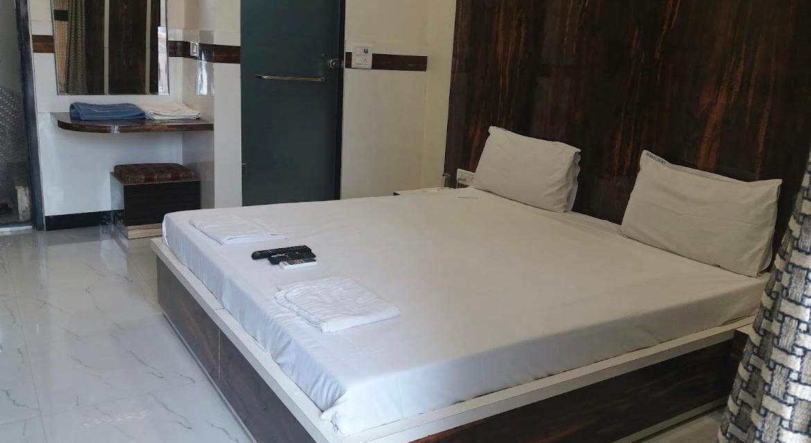 Oyo 86669 Arnav Residency Hotel New Delhi Bagian luar foto